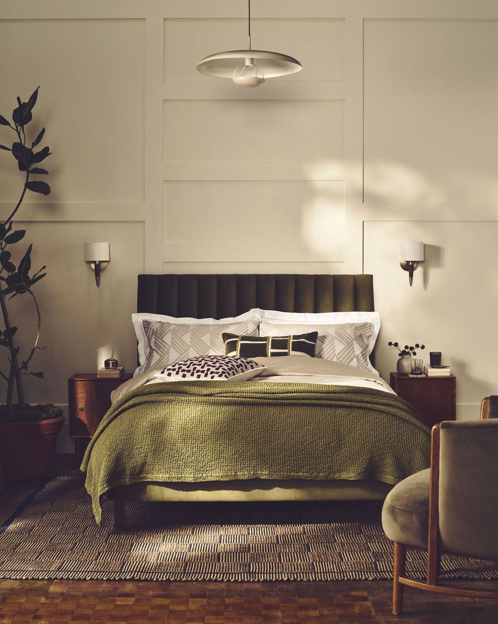 дизайн интерьера спальни в зеленых тона 