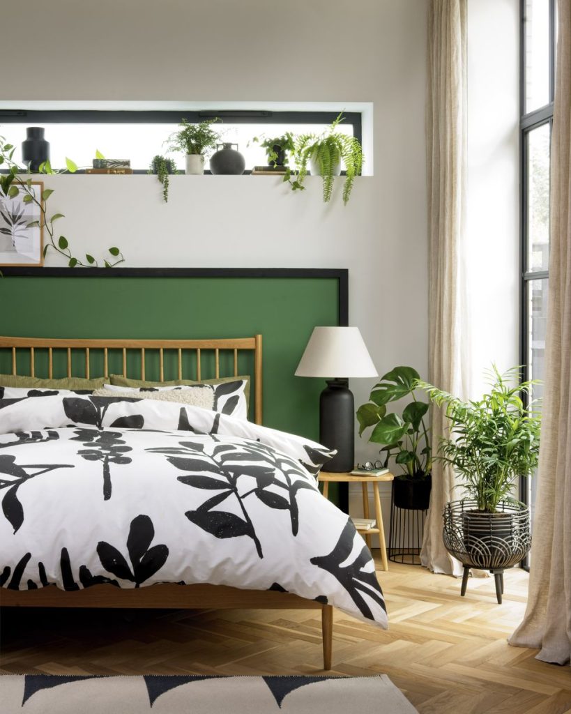 дизайн интерьера спальни в зеленых тона